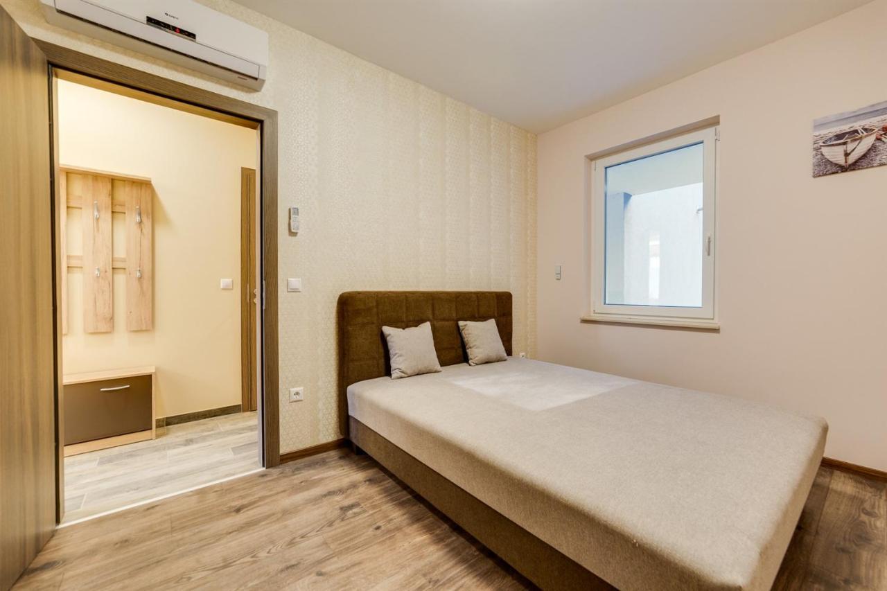 Forest Foeldvar Apartmanok By Bltn Balatonföldvár Exterior foto