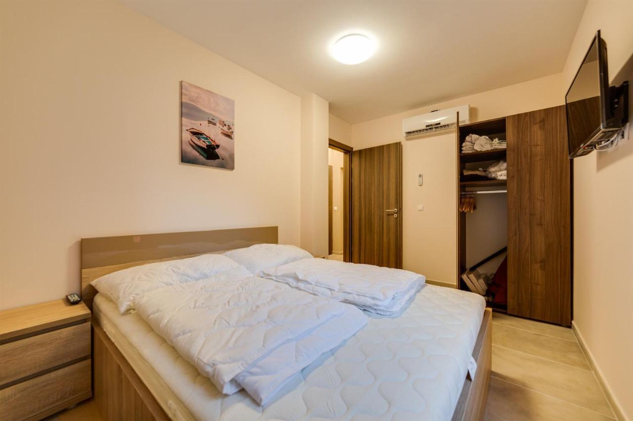 Forest Foeldvar Apartmanok By Bltn Balatonföldvár Exterior foto